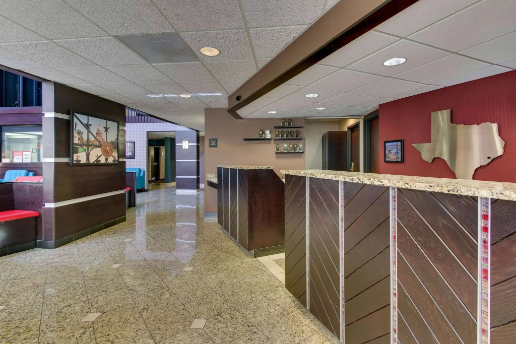 Heritage Inn Suites Houston/Sugar Land, Trademark by Wyndham