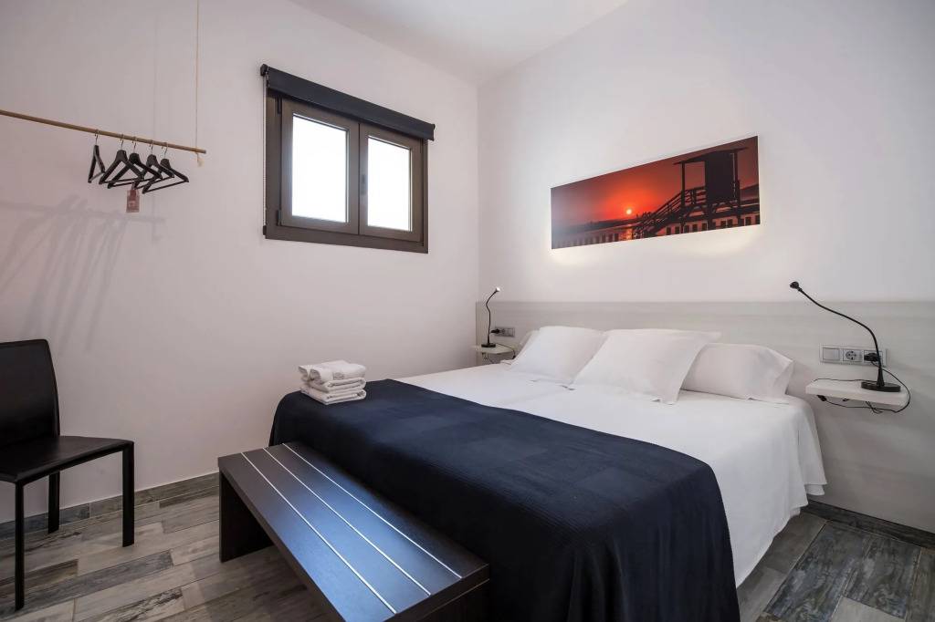 8 Rooms Tarifa