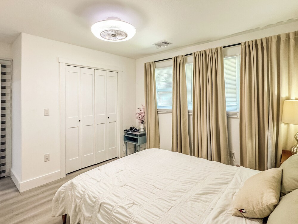 The Houston Oasis - Urban Luxury