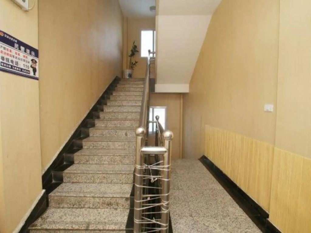 Oyo Youlin Hotel