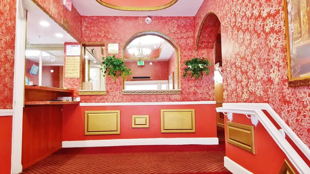 Rodeway Inn Mid Town