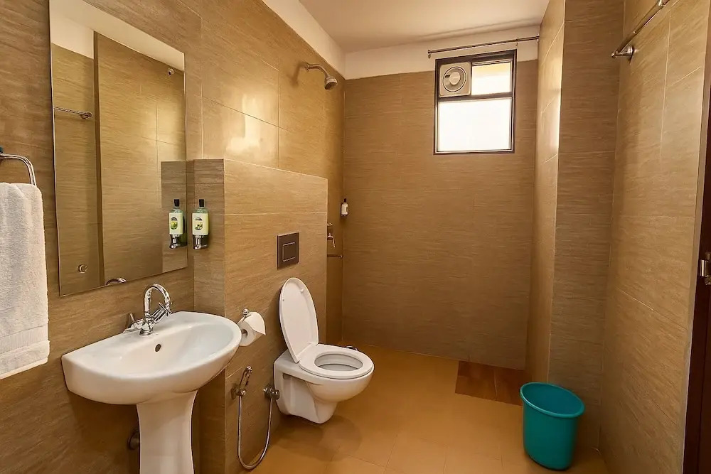 Amaira Hotels & Banquets (Near Vaishali Metro Station)