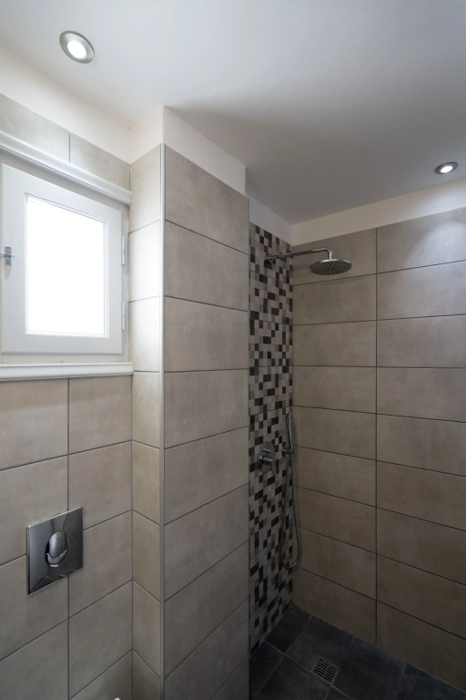White Lily Suites & Lofts