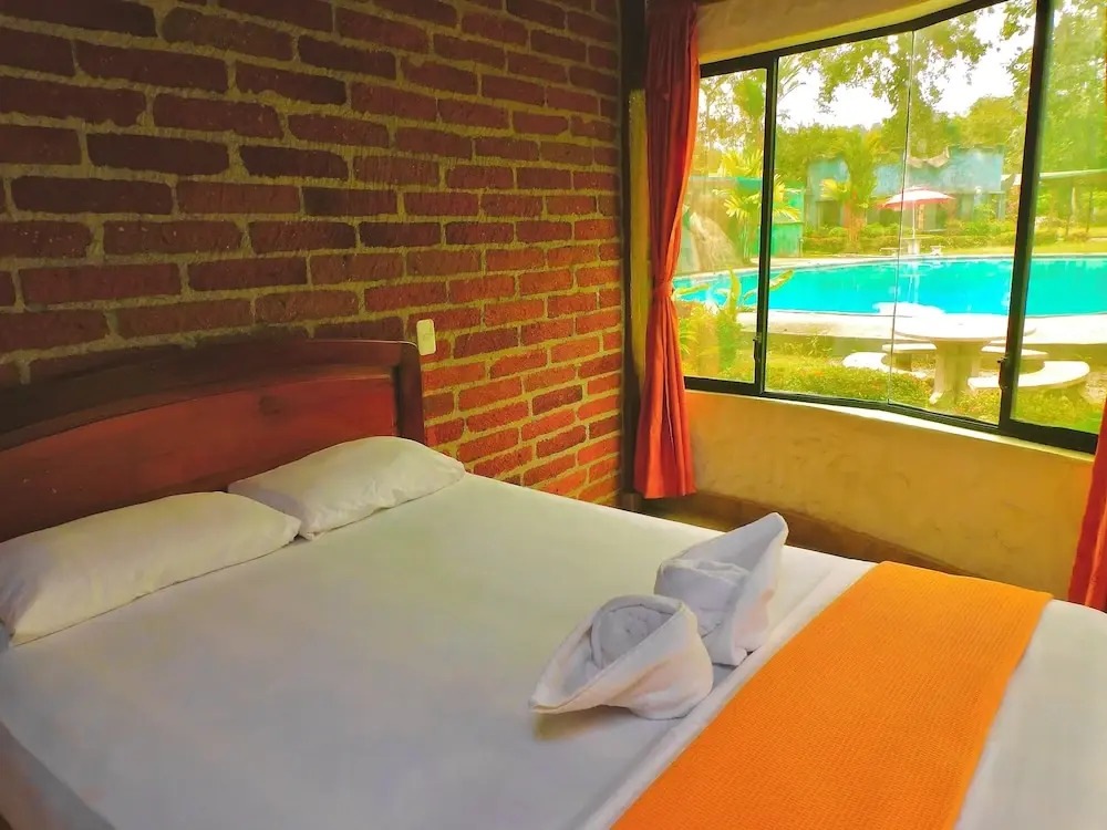 Puerto Quito Lodge - MonPar
