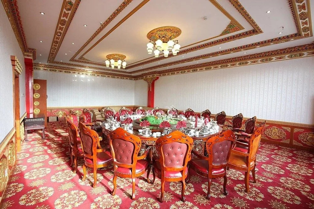 Shangri-la Zhaxidele Hotel
