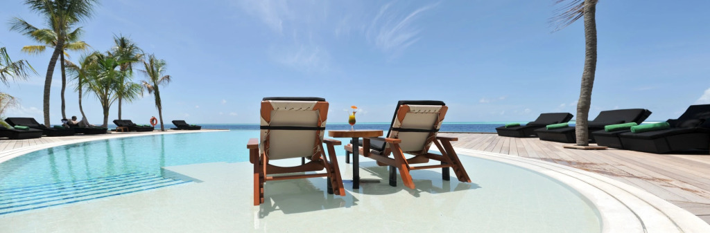 Komandoo Island Resort & Spa