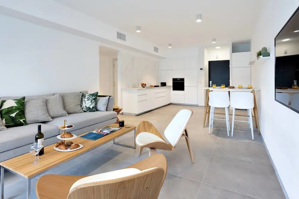 Delightful 2BR Roth-Allenby HolyGuest