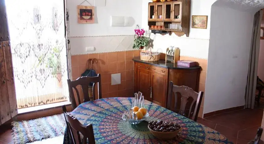 Casa Cueva Alhama