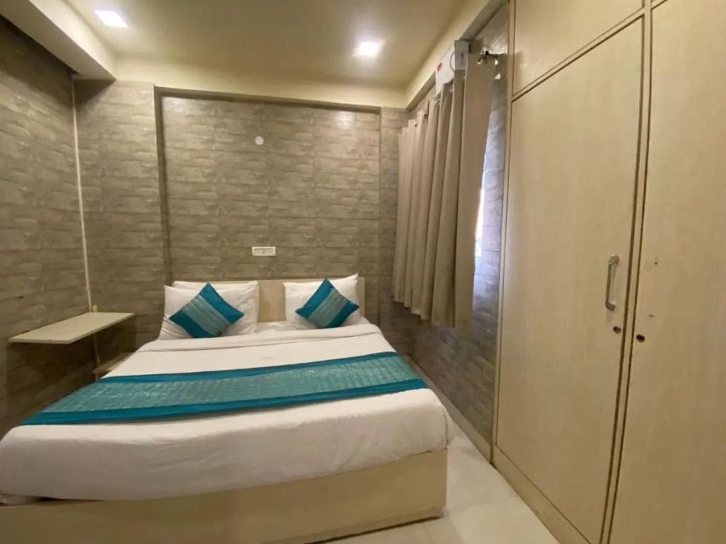 Hotel Red Chilly