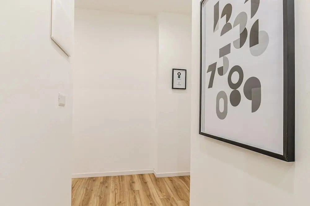 NumberZ - Rooms Apartments and Suites with Wi-Fi and AC
