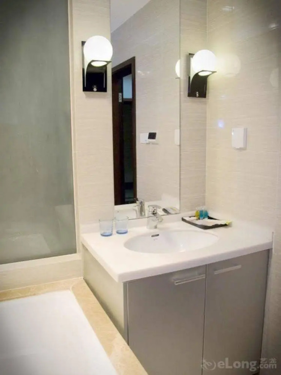 Shanghai Yuanda International Apartment