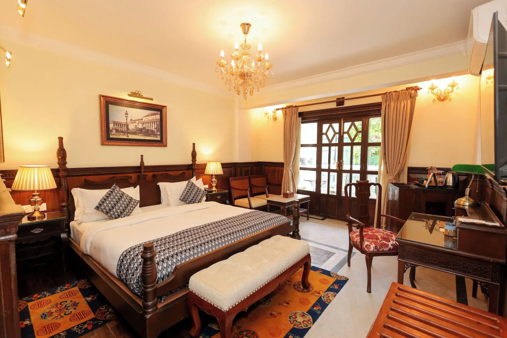 Baber Mahal Vilas - The Heritage Hotel