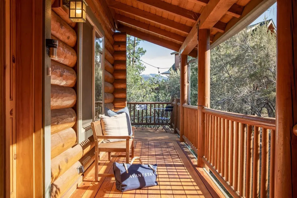 Tanglewood by AvantStay 10mins to Bear Mountain Contemporary Hillside Cabin