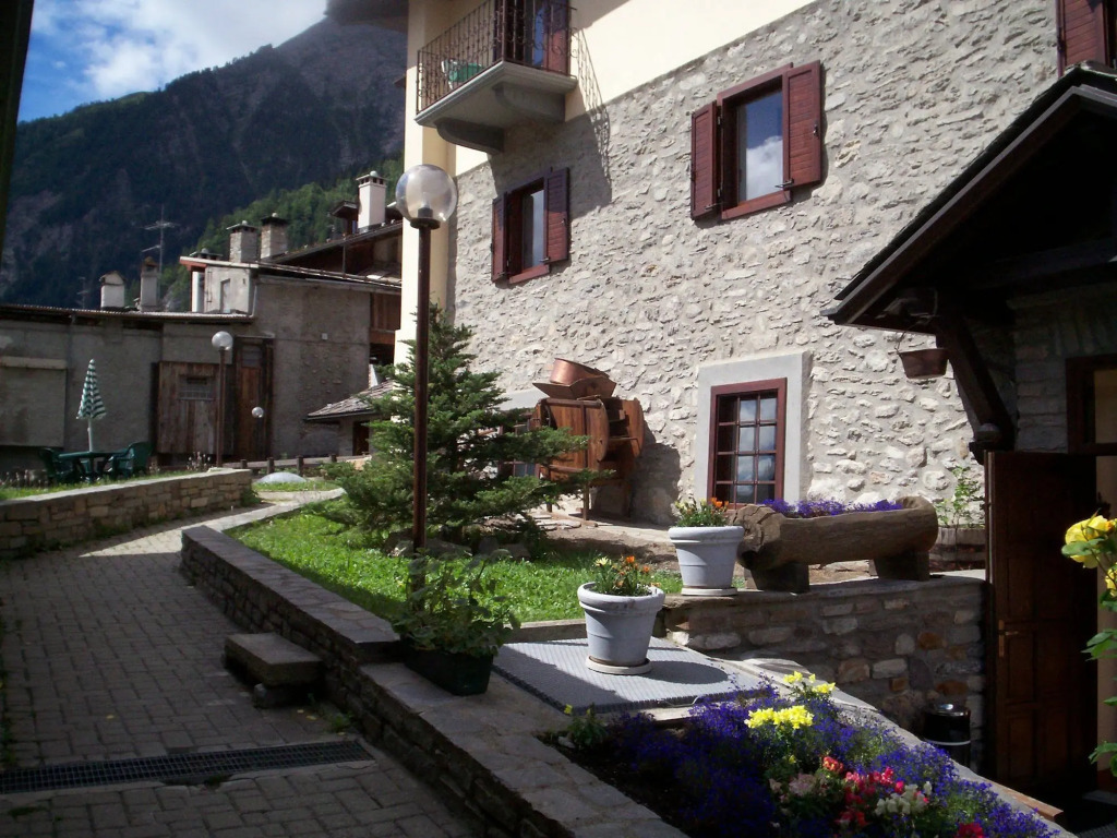 Hotel Ottoz Meublé