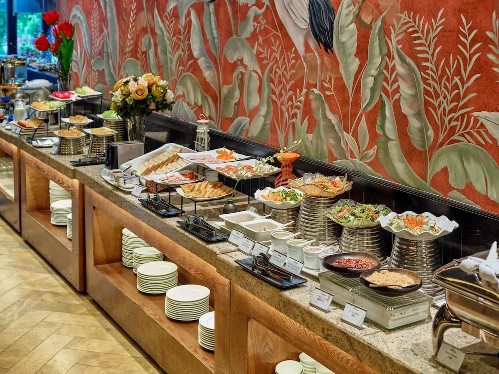 Ravatel Luxury Hotel Bac Giang