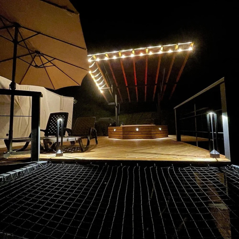 White Domes Glamping