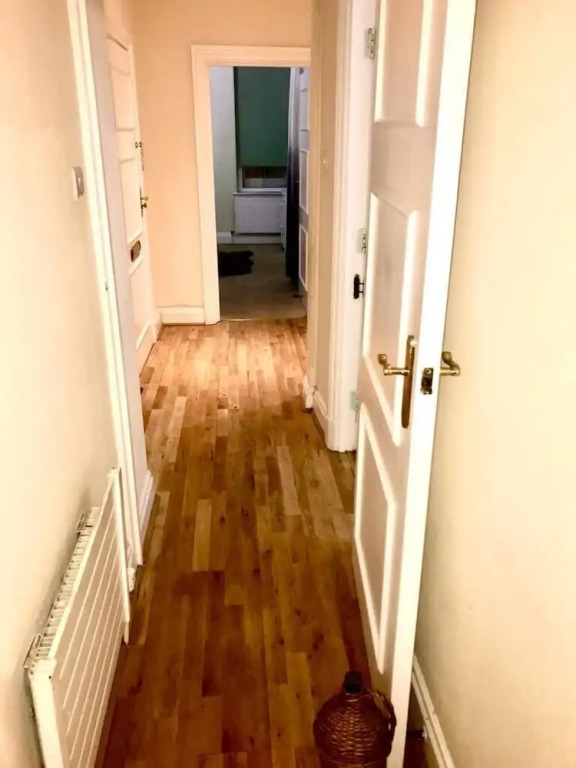 Superior Mayfair Green Park Apartments