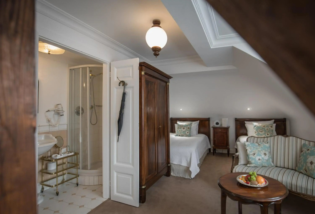 Hotel Belle Epoque