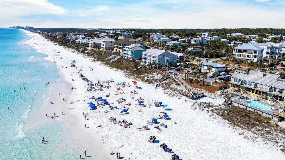 Southern Dreams on 30A by Avantstay Pool + Outdoor Lounge + Golf Cart Access Minutes to the Beach