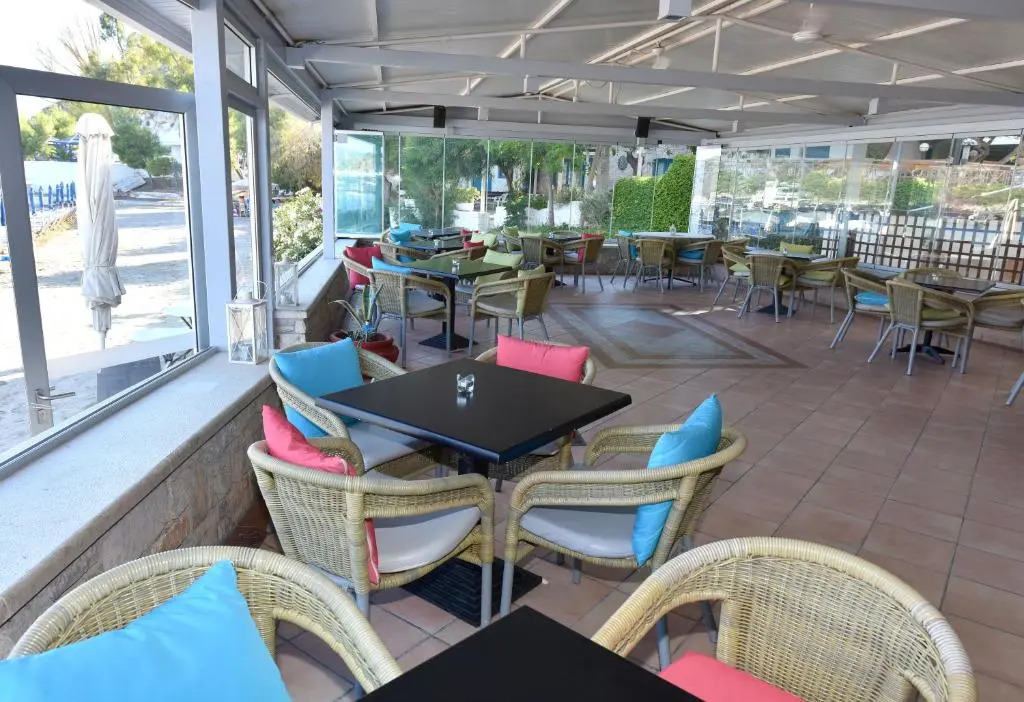 Minoa Hotel