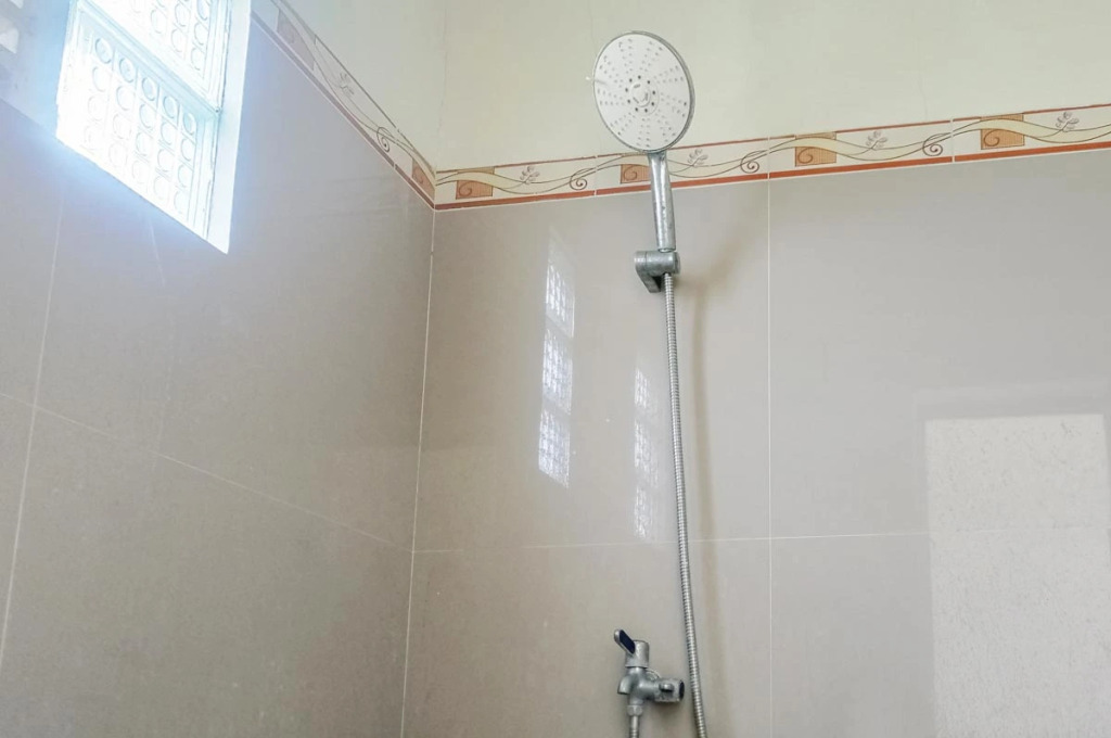 Grand Kencana Guesthouse Syariah near Wisata Bahari Lamongan