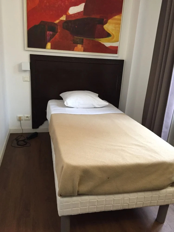 Hôtel Paris 17 Tingis
