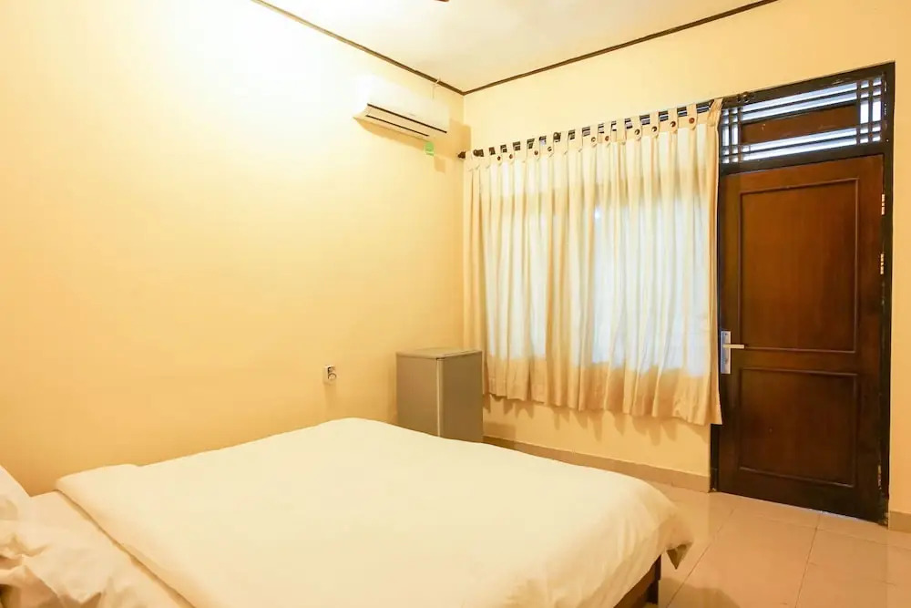 Ginas guest house