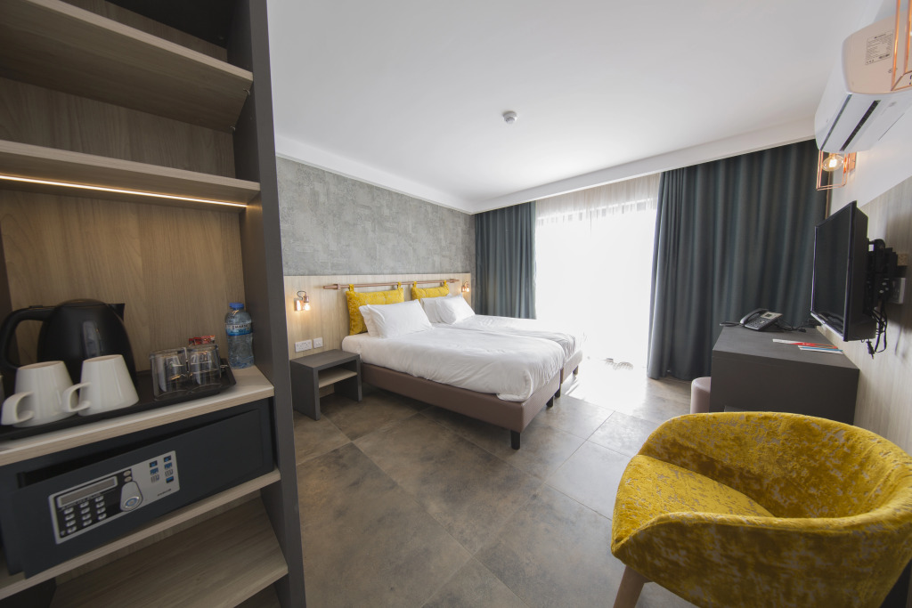 Ivy Hotel