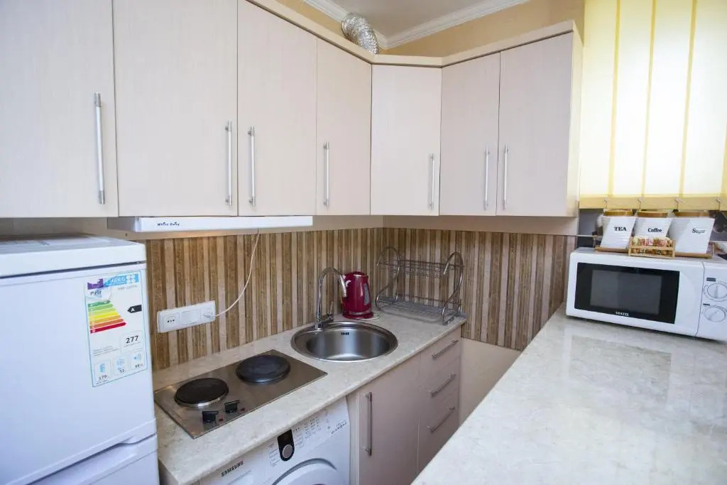 Apartment on Sherif Khimshiashvili Street 15b