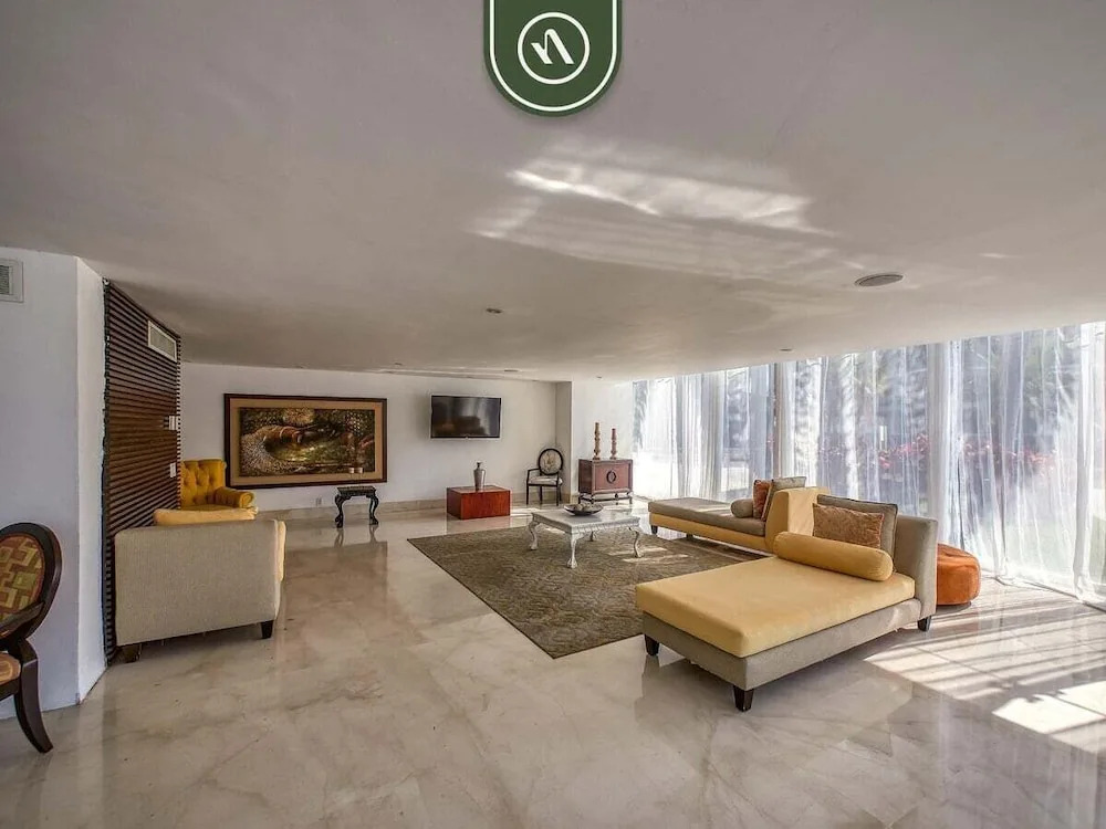 Luxury Oceanfront 2BR Condo With Private Balcony