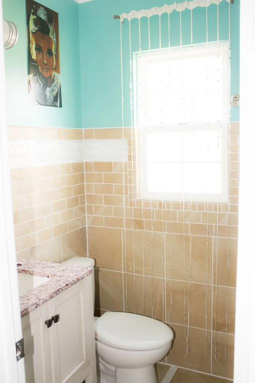 Travel Inn And Suites