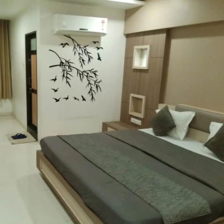 OYO 2503 Hotel Amber