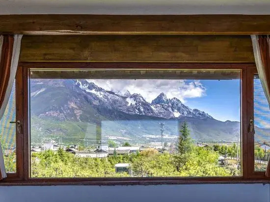 Lijiang Shanxu Snow Resort