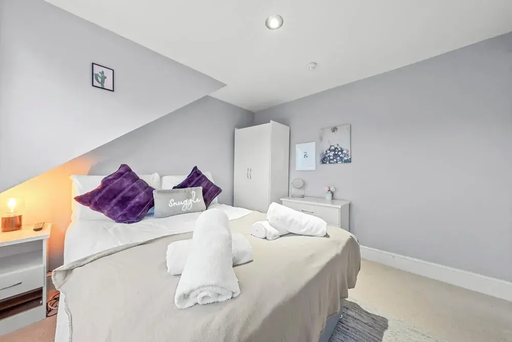 Charming Village Escape 3-Bed near Loch Lomond