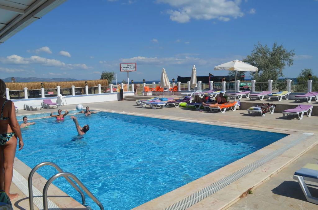 Yasmin Hotel