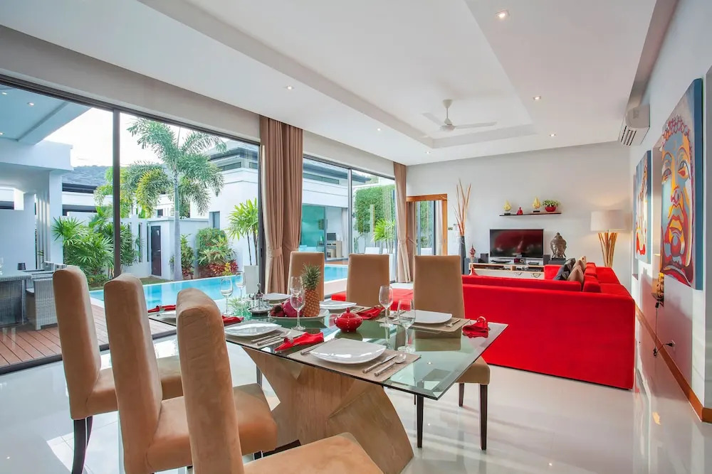 Gorgeous Luxury 3BR Pool Villa Atoosa near Naiharn