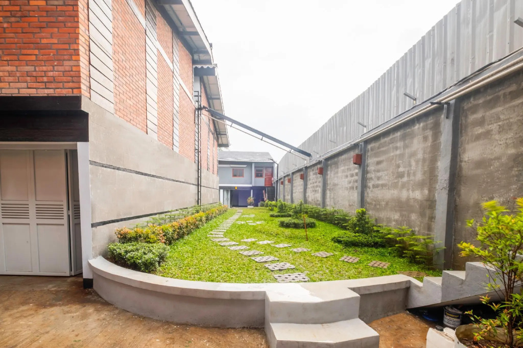 Hotel Karasak Santun by OYO Rooms