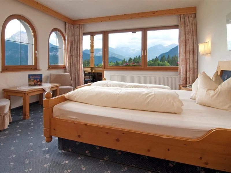 Wellness Aparthotel "Lechlife" incl Aussen und Innenpool - 400m zum LIFT