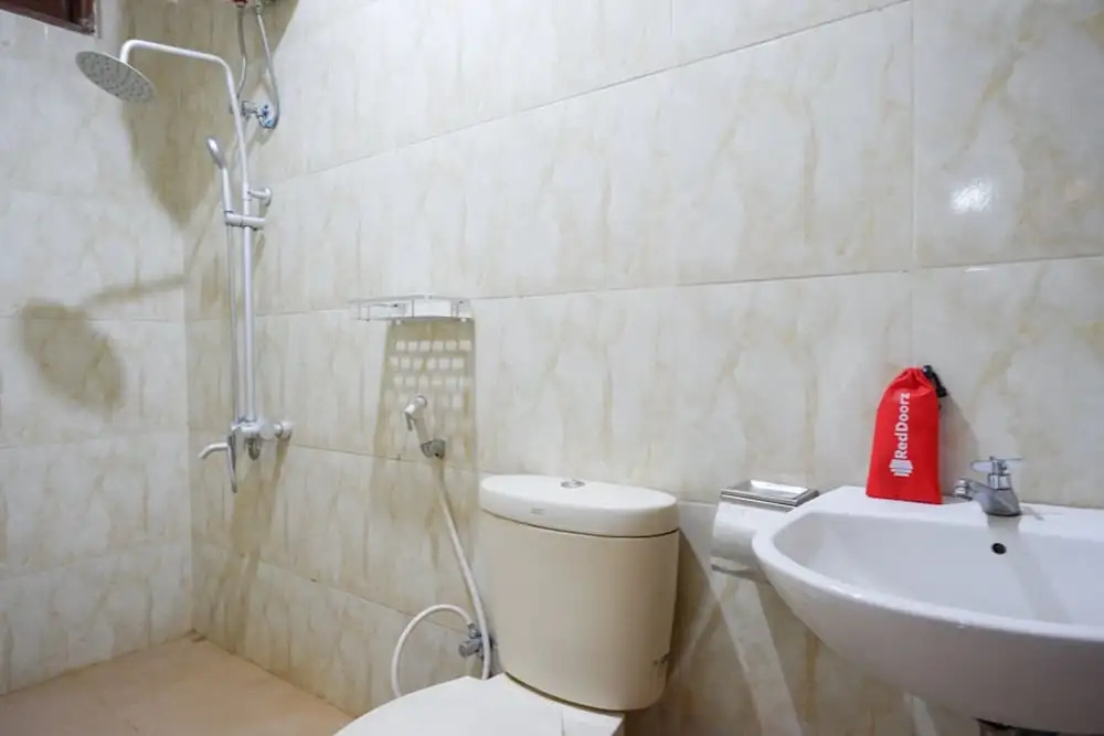 RedDoorz Plus at Hotel Srikandi Kendari