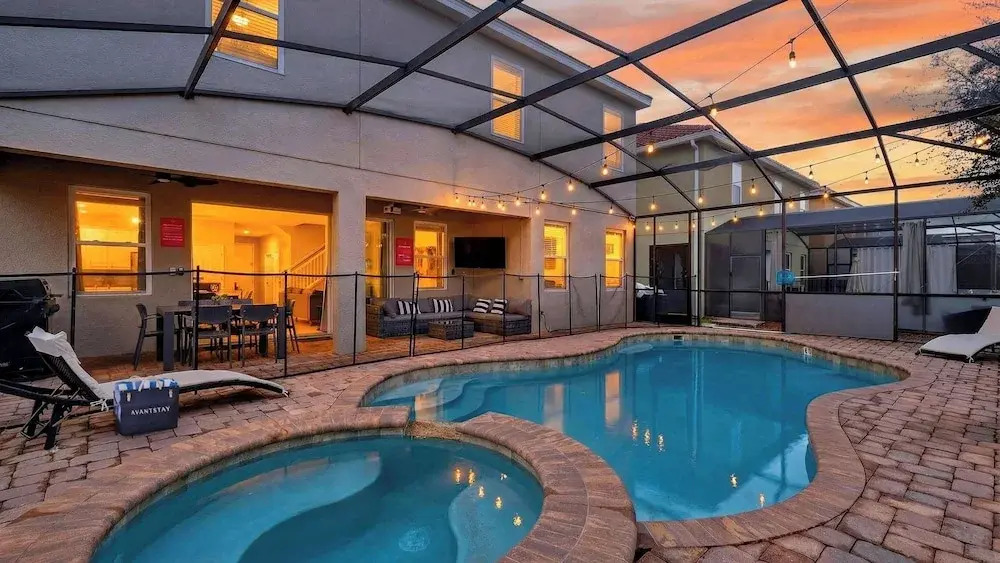 Shiva by Avantstay Sleeps 22 Pool + Hot Tub + Great Park Access