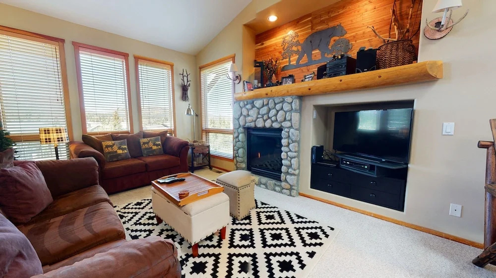 Snowcreek #991 3 Bedroom Condo