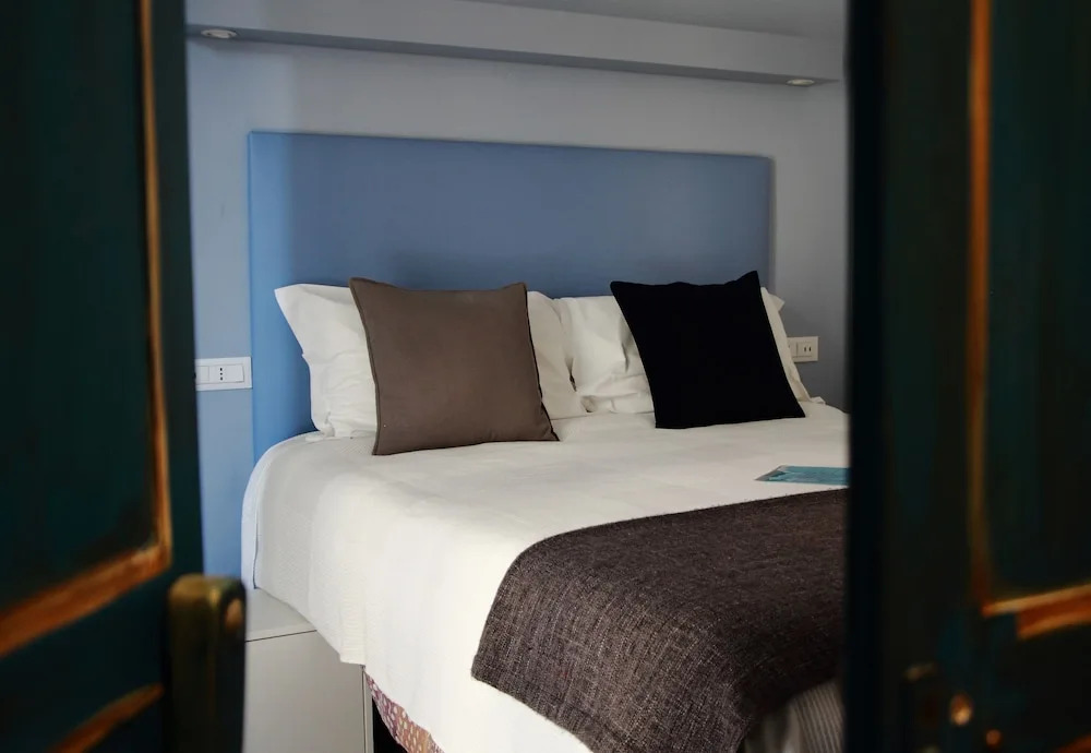 Lia Rooms Cinque Terre Wave