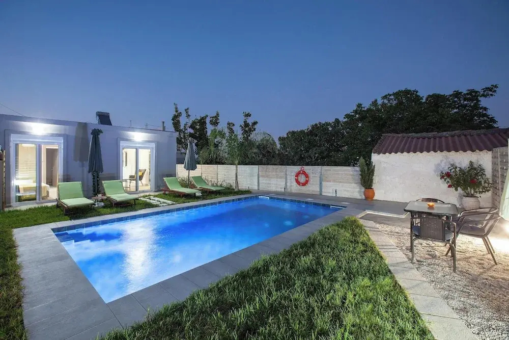 Peponas Residence