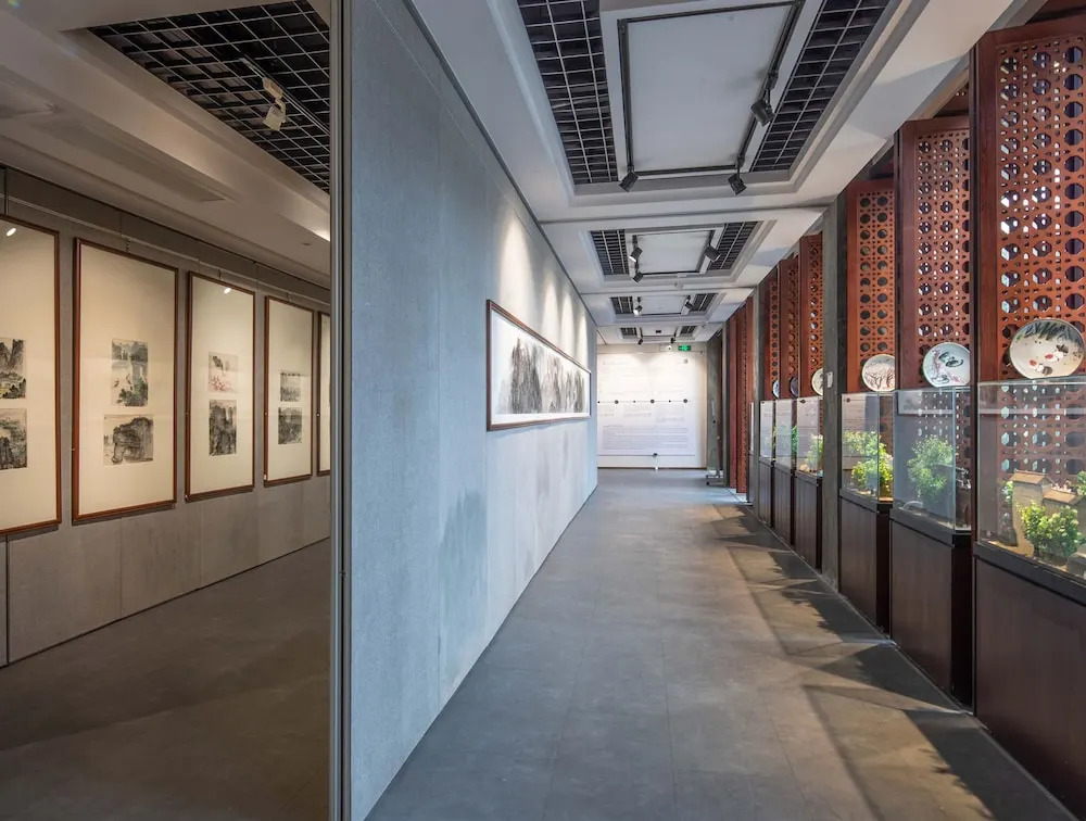 Rong Hu Hotel