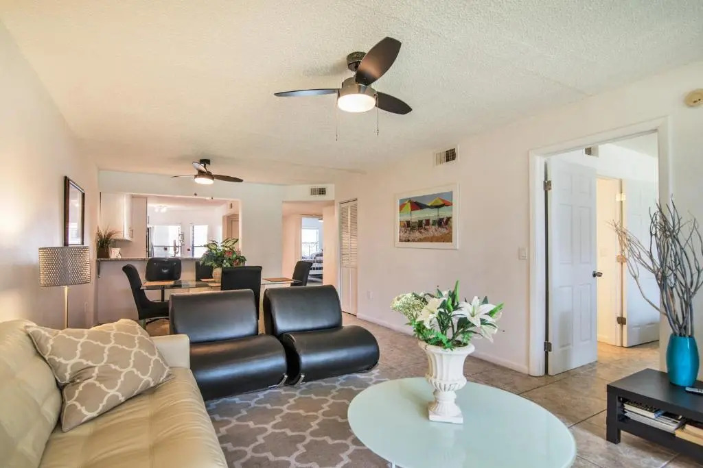 4601 W 46th Street court