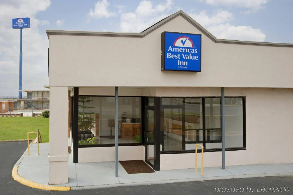 Americas Best Value Inn - Macon
