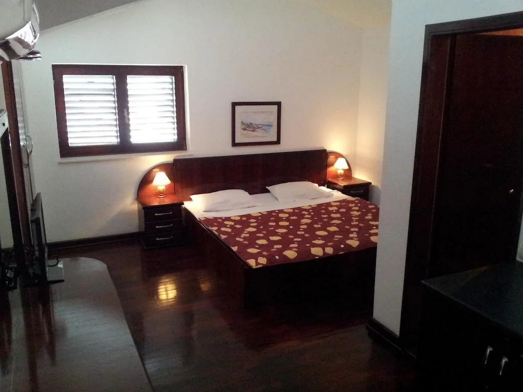Villa Sara Guesthouse