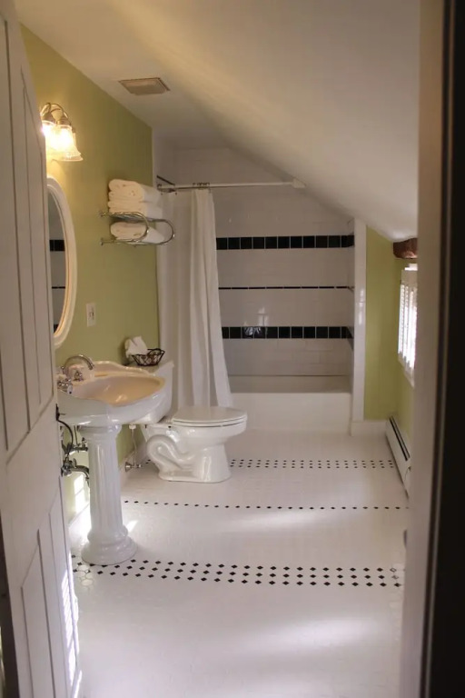 King Hill Inn & Kitchen