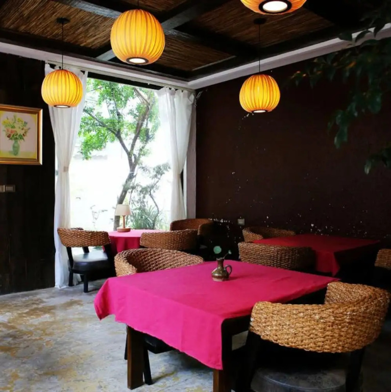 Poetical Dwelling Inn