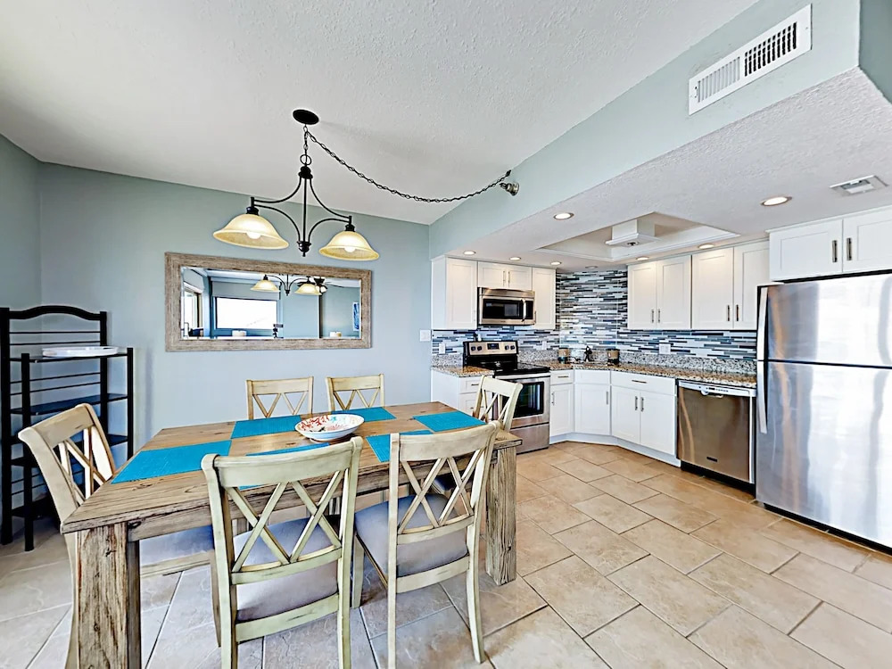 Gulf Unit 400 - 1 Br Condo